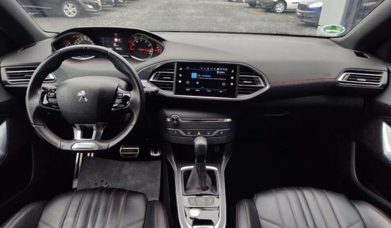 Peugeot 308 full