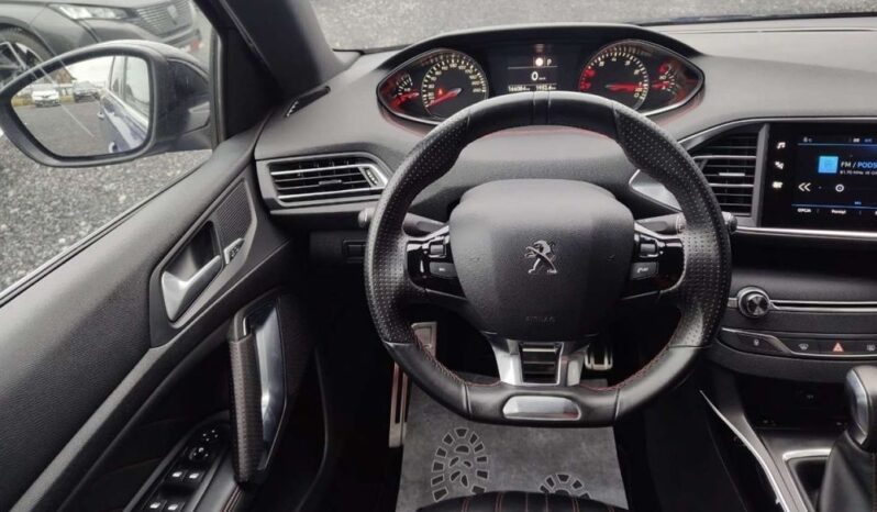Peugeot 308 full