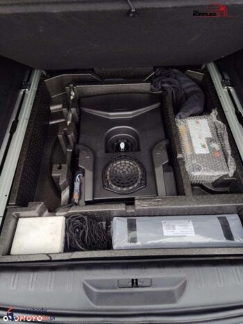 Peugeot 308 full