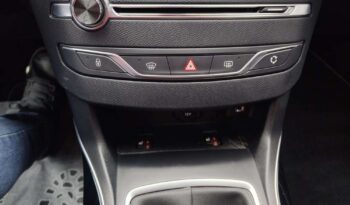 Peugeot 308 full