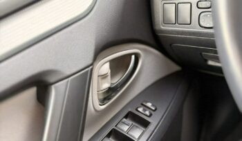Toyota Avensis full