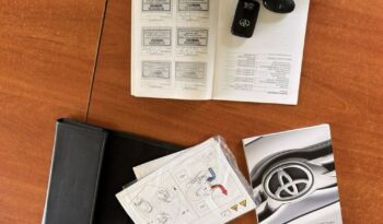 Toyota Avensis full
