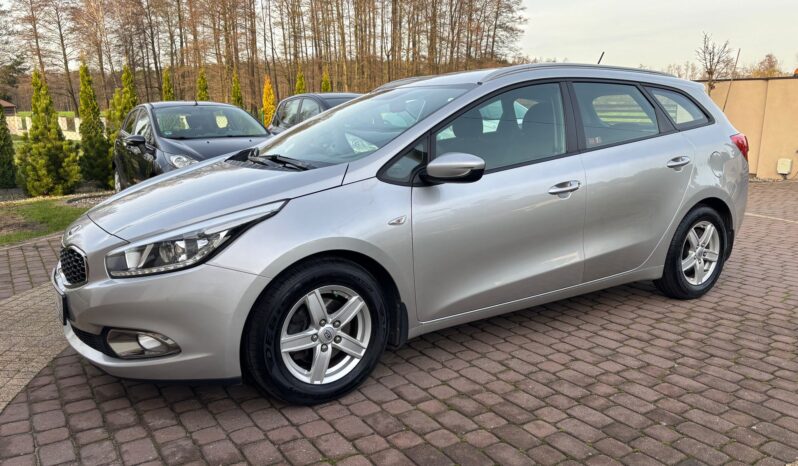 Kia Ceed full