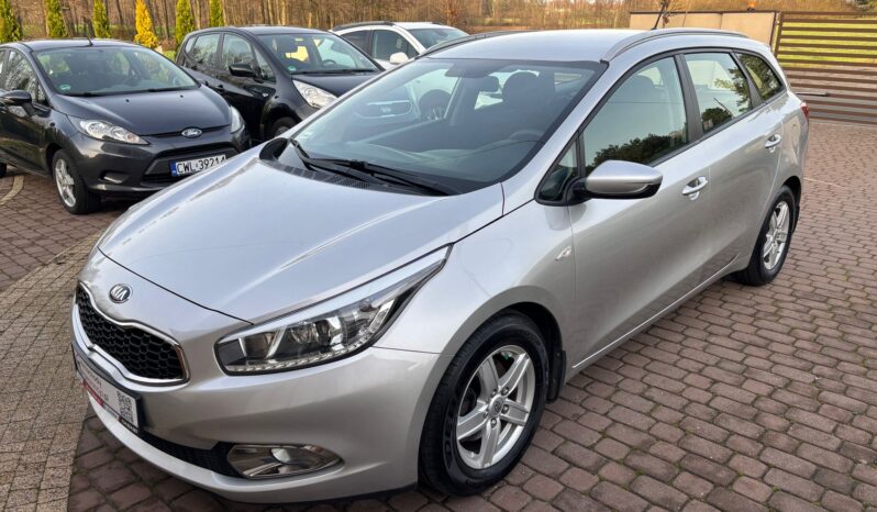 Kia Ceed full