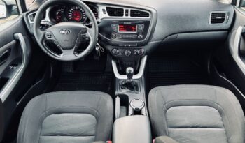 Kia Ceed full