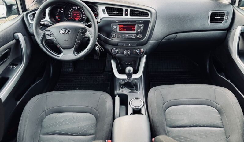 Kia Ceed full