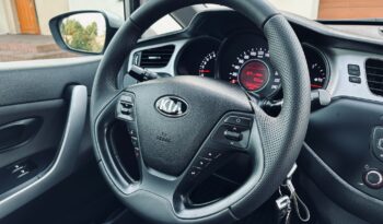 Kia Ceed full