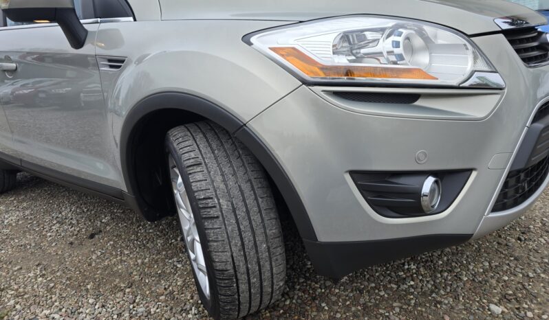 SUV FORD Kuga  2010 Diesel Automatyczna 4×4 (stały) Inny kolor 5 5 Niemcy Metalik full
