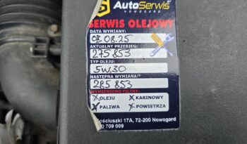 SUV FORD Kuga  2010 Diesel Automatyczna 4×4 (stały) Inny kolor 5 5 Niemcy Metalik full