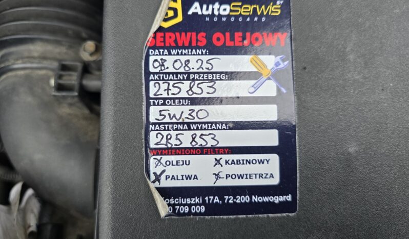 SUV FORD Kuga  2010 Diesel Automatyczna 4×4 (stały) Inny kolor 5 5 Niemcy Metalik full