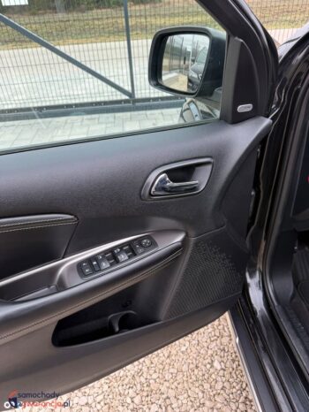 Fiat Freemont 2.0 Multijet 16V DPF Automatik Allrad Cross full