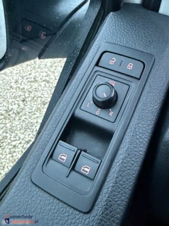 Volkswagen Transporter full