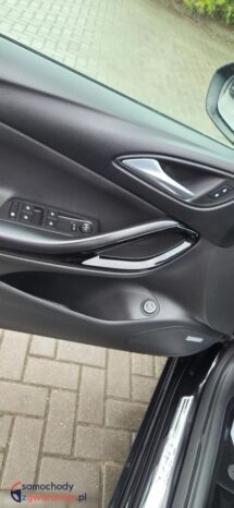 Opel Astra ver-1-4-t-elite-s-s full