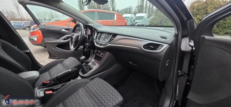 Opel Astra 1.6 CDTI Cosmo full