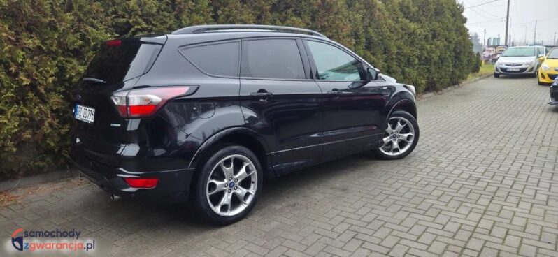 Ford Kuga 1.5 EcoBoost 2×4 ST-Line full