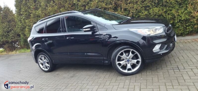 Ford Kuga 1.5 EcoBoost 2×4 ST-Line full