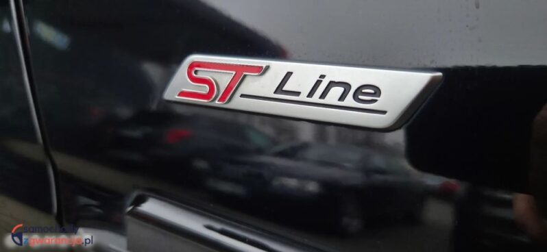 Ford Kuga 1.5 EcoBoost 2×4 ST-Line full