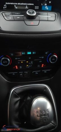 Ford Kuga 1.5 EcoBoost 2×4 ST-Line full