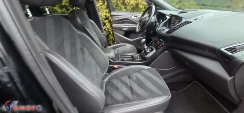 Ford Kuga 1.5 EcoBoost 2×4 ST-Line full