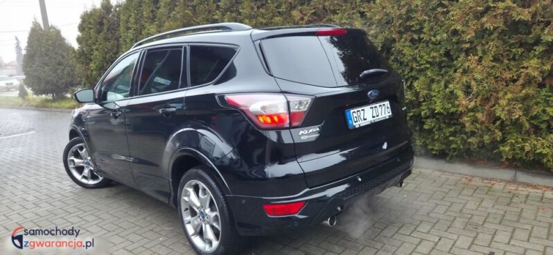 Ford Kuga 1.5 EcoBoost 2×4 ST-Line full