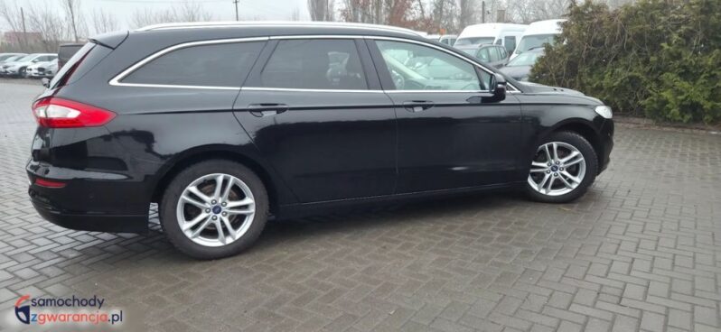 Ford Mondeo full