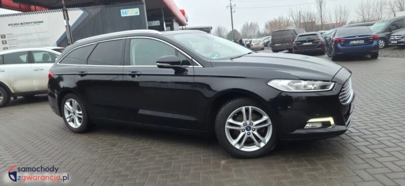 Ford Mondeo full