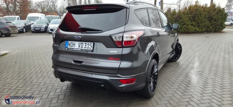 Ford Kuga 1.5 EcoBoost 2×4 ST-Line full
