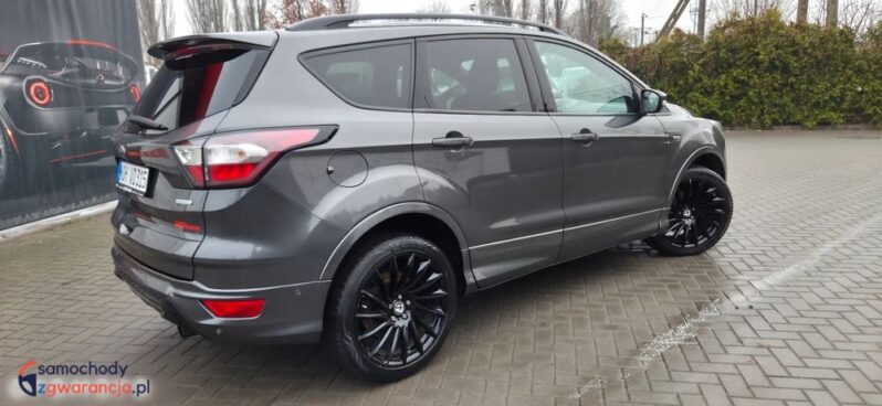 Ford Kuga 1.5 EcoBoost 2×4 ST-Line full