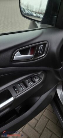 Ford Kuga 1.5 EcoBoost 2×4 ST-Line full