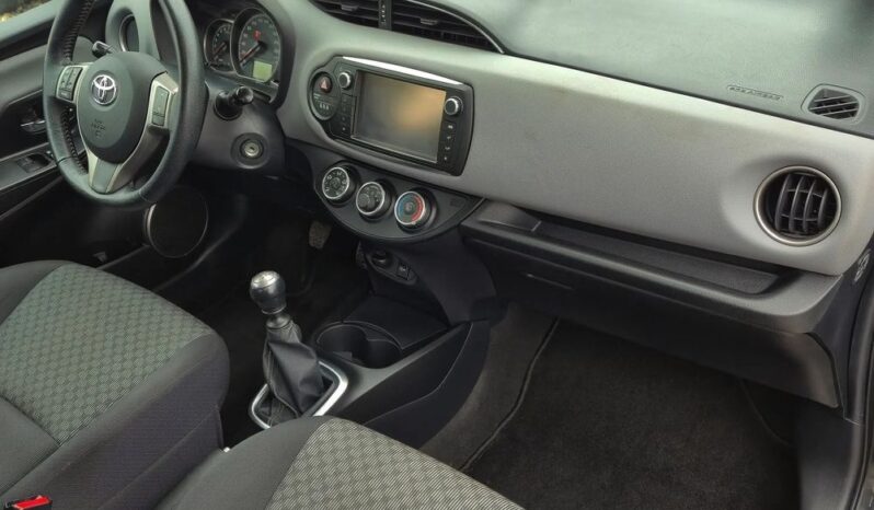 Toyota Yaris 1.33 Selection Vibe full