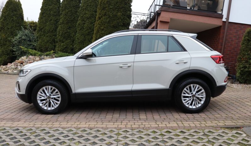VOLKSWAGEN T-ROC 1.0 TSI, 1 WŁAŚCICIEL, NISKI PRZEBIEG, SERWISOWANY, KRAJOWY full