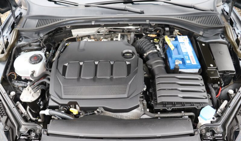 SKODA SUPERB 2.0 TDI, 1 WŁAŚCICIEL, NISKI PRZEEBIEG, SERWISOWANY, GWARANCJA full