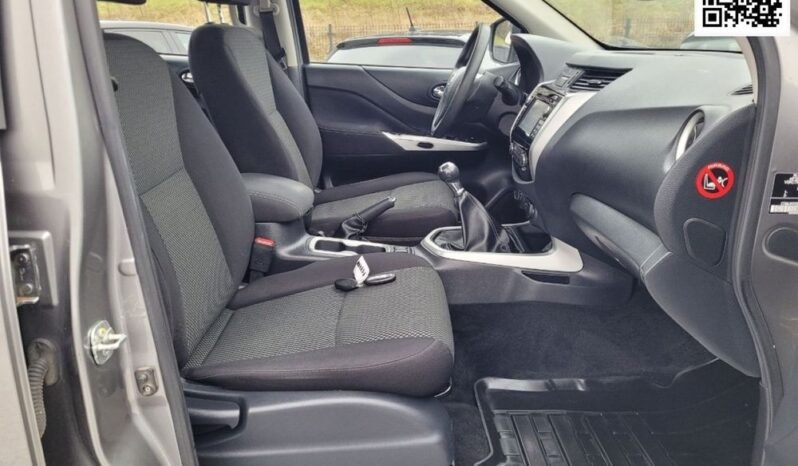 Nissan Navara full