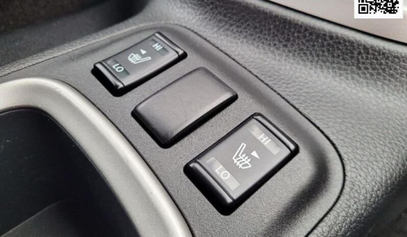 Nissan Navara full