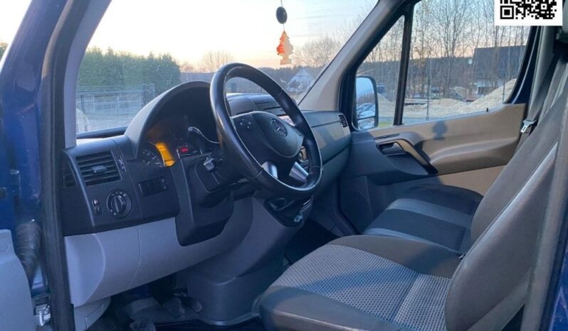 Mercedes-Benz Sprinter full