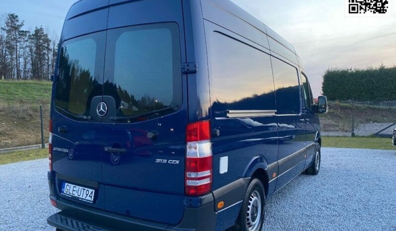 Mercedes-Benz Sprinter full