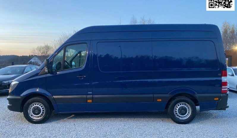 Mercedes-Benz Sprinter full
