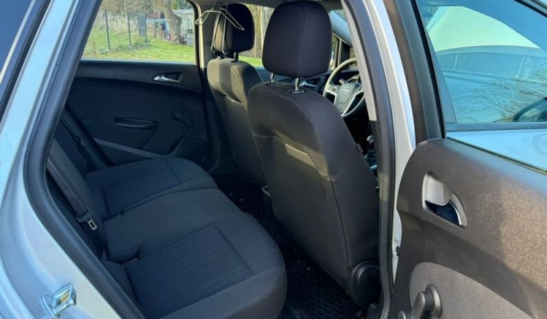 Opel Astra full
