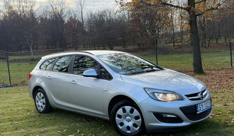 Opel Astra full