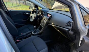 Opel Astra full