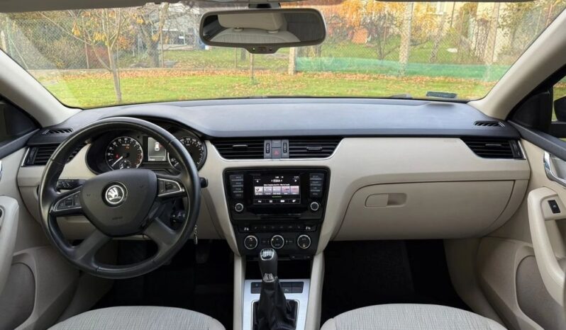 Skoda Octavia full