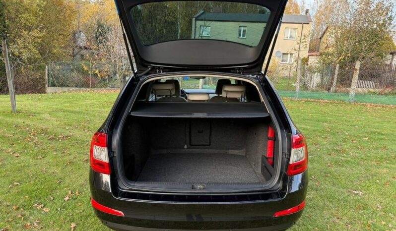 Skoda Octavia full