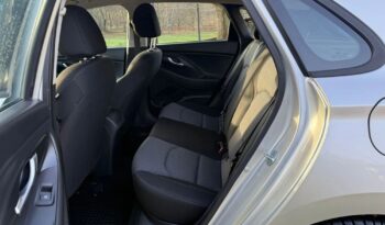 Hyundai i30 full