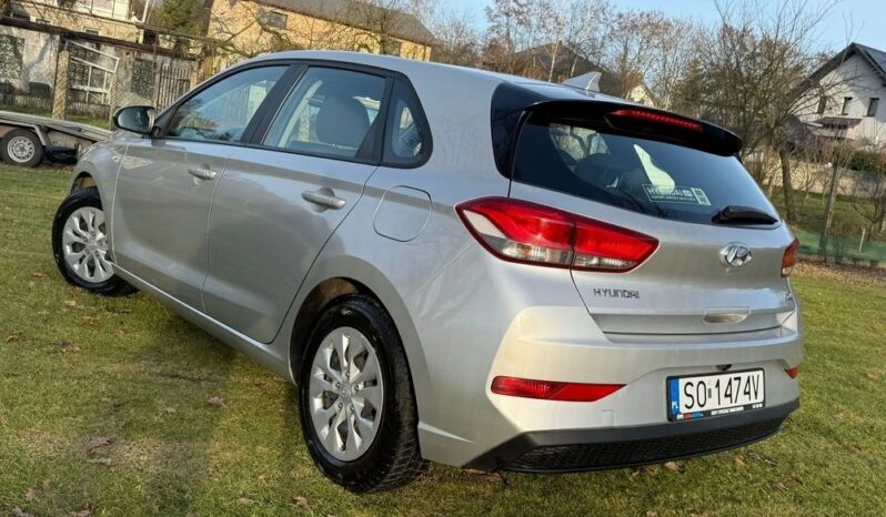 Hyundai i30 full