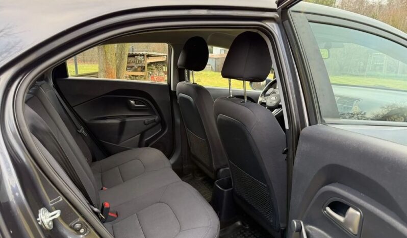Kia Rio full