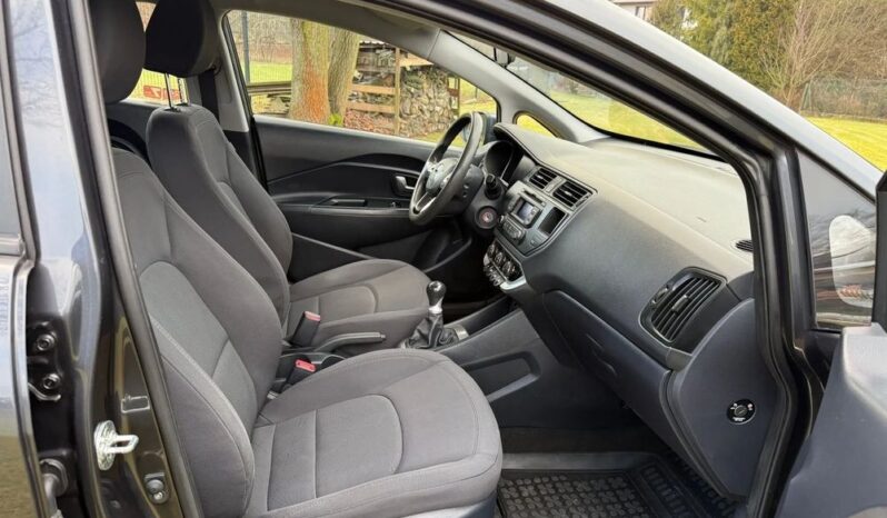 Kia Rio full