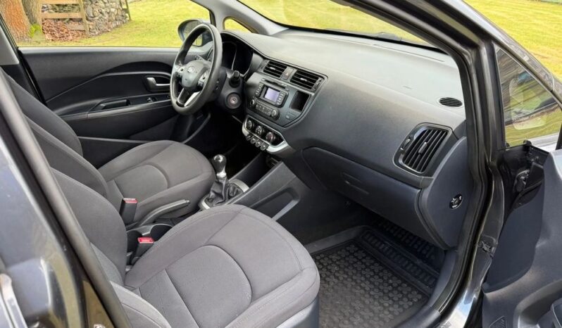 Kia Rio full