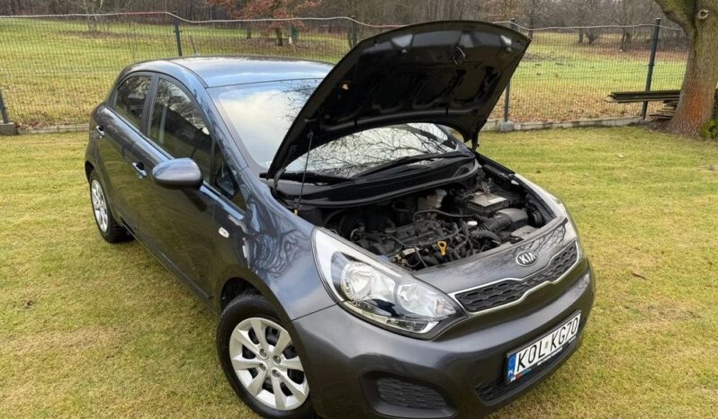 Kia Rio full