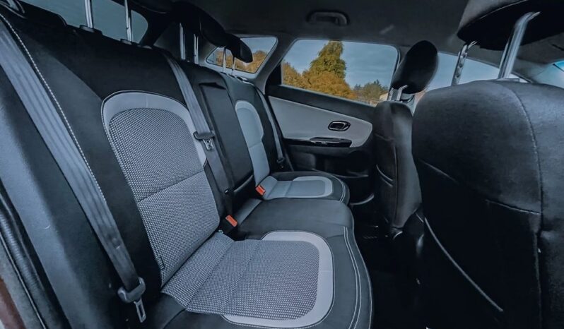 Kia Ceed 1.6 CRDi M full