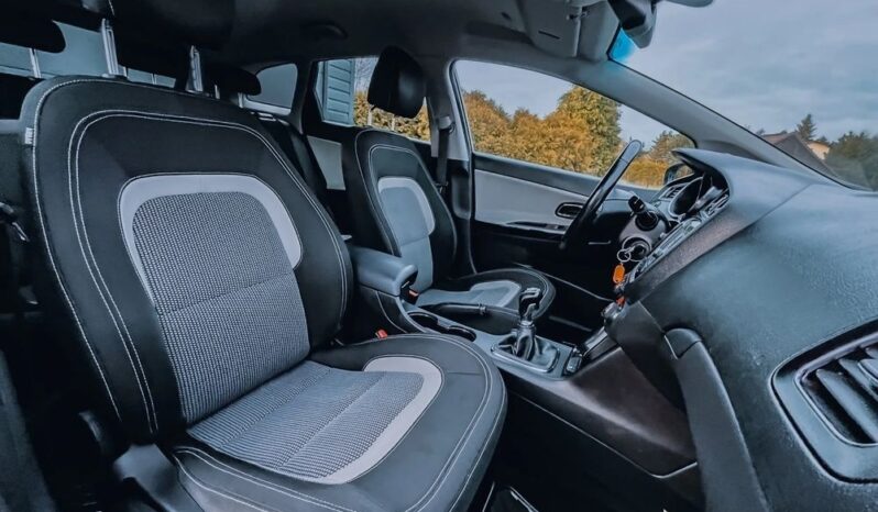 Kia Ceed 1.6 CRDi M full